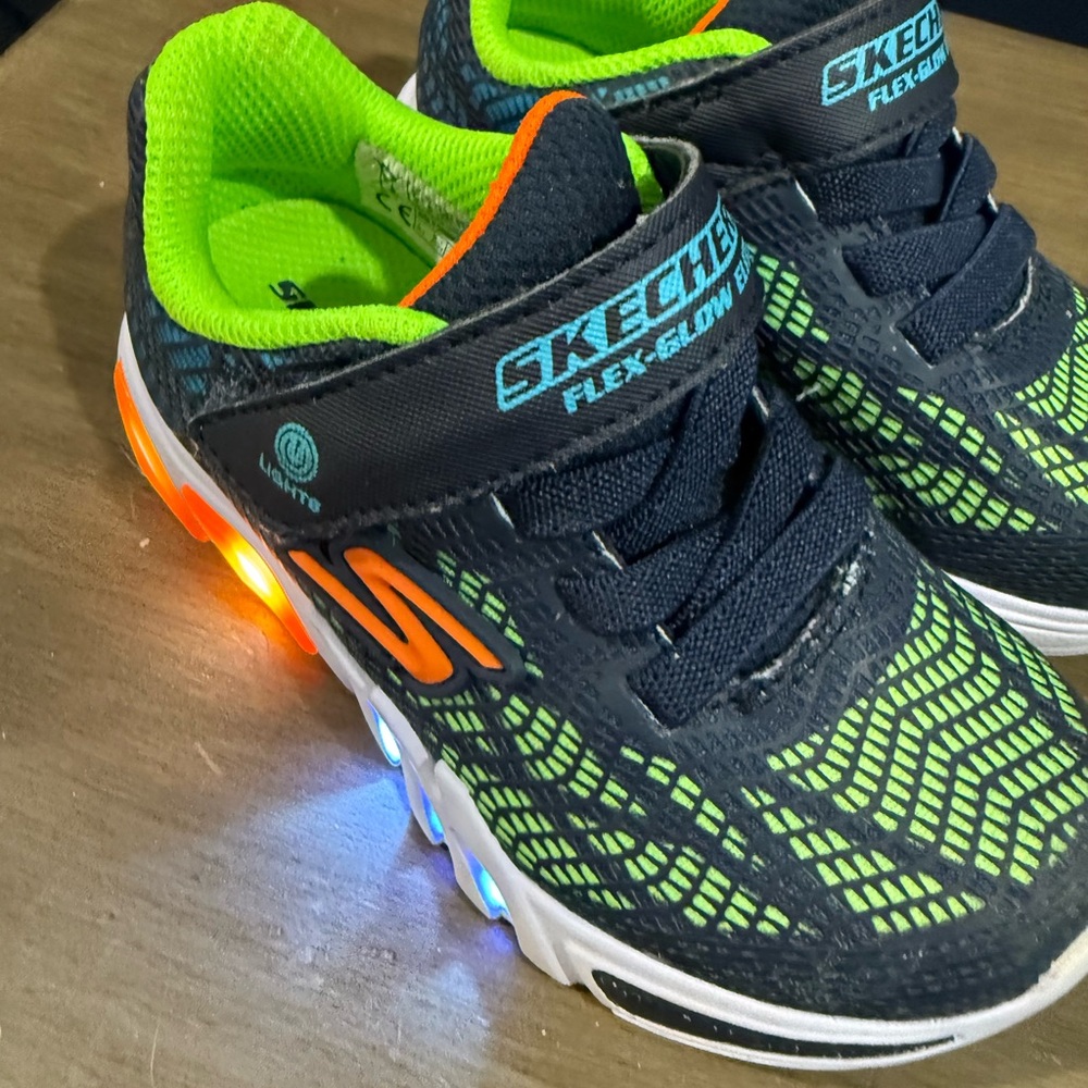 Skechers Kids Flex-Glow Sneakers - Black and Green